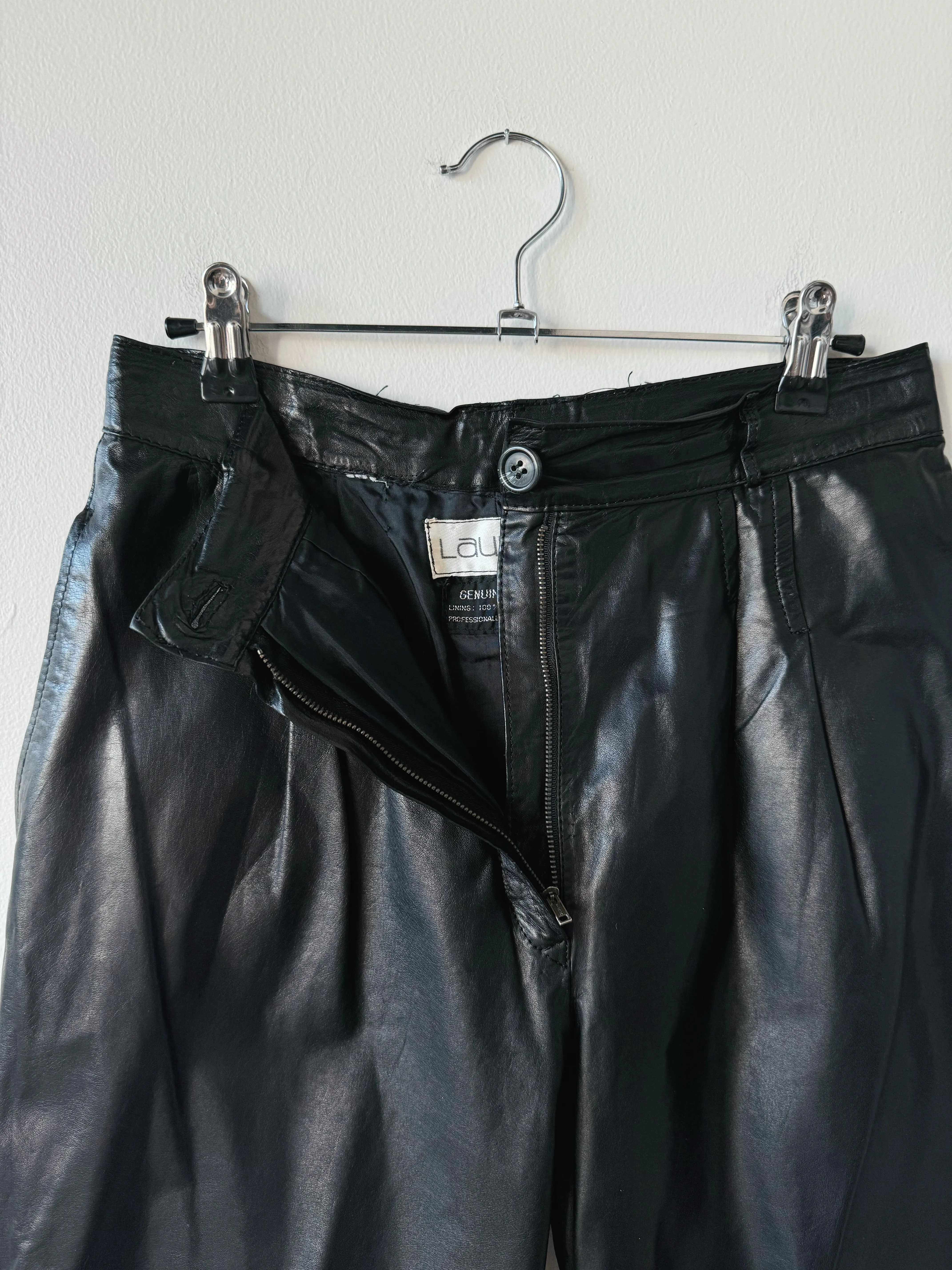80s Vintage Laurice Black Pleated Leather Trousers (W28")