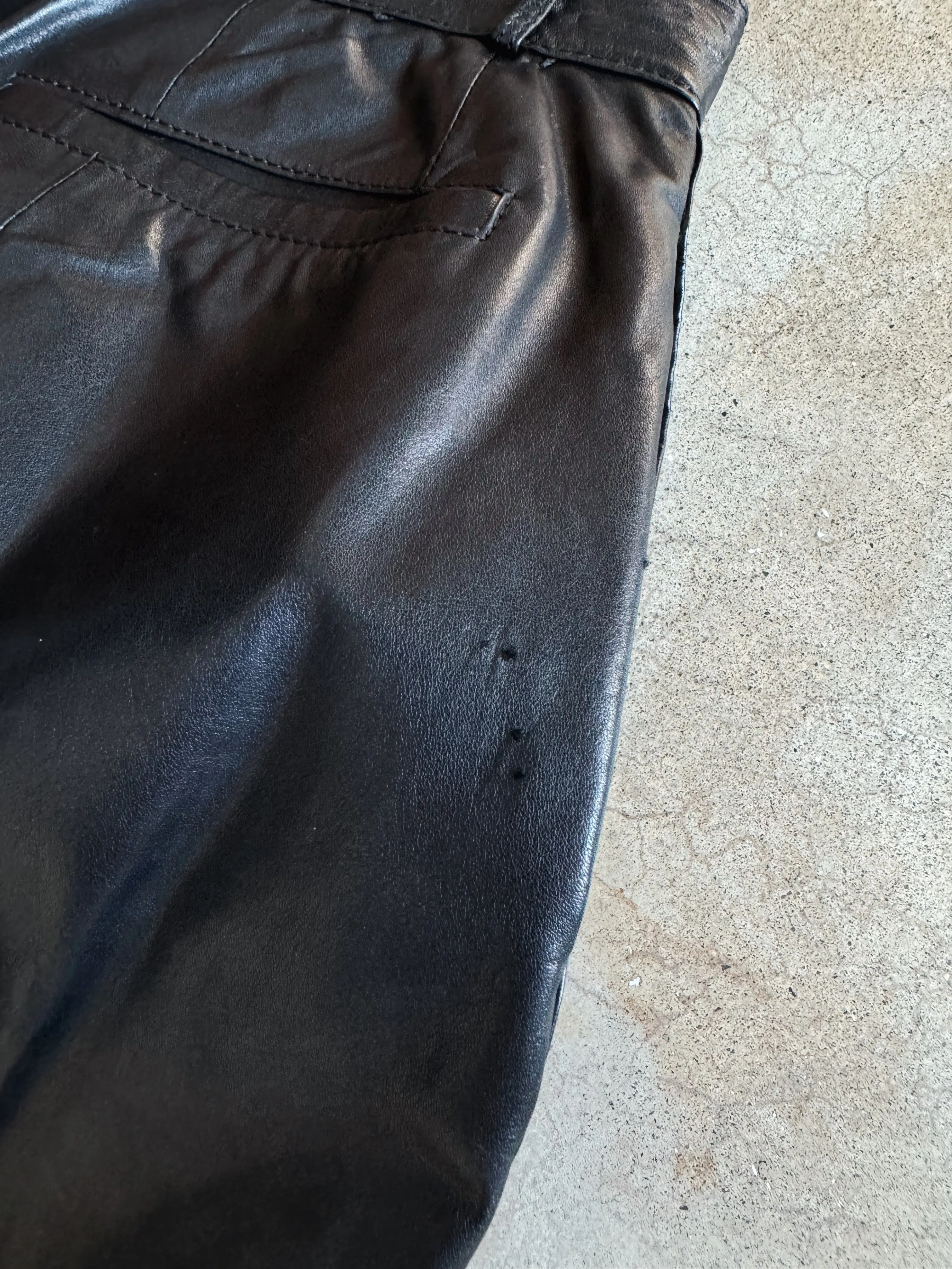 80s Vintage Laurice Black Pleated Leather Trousers (W28")