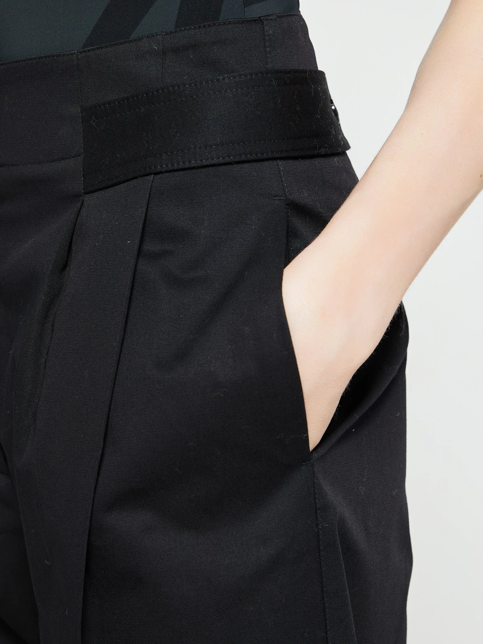 Double-Pleated Trousers in Black