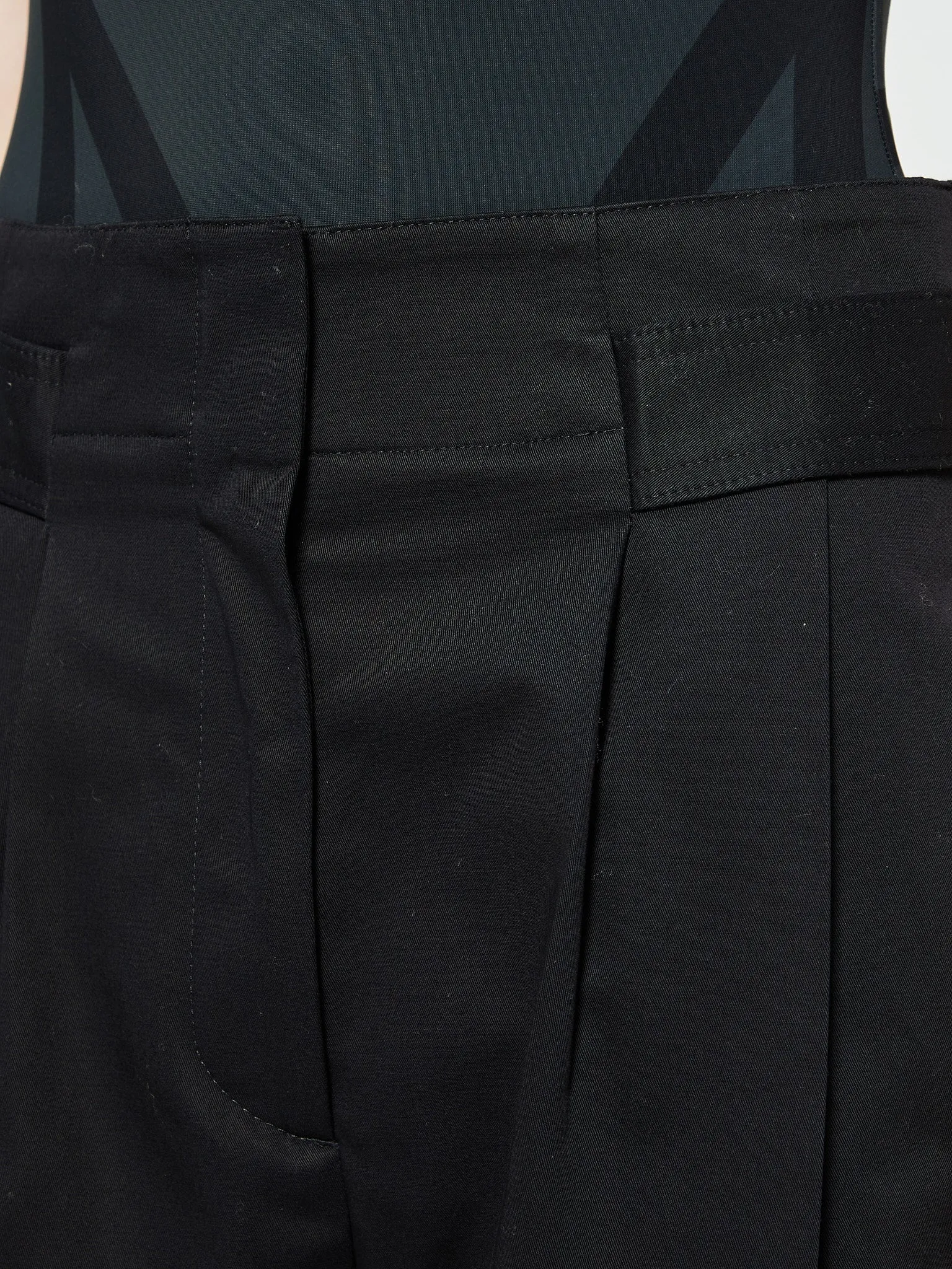 Double-Pleated Trousers in Black
