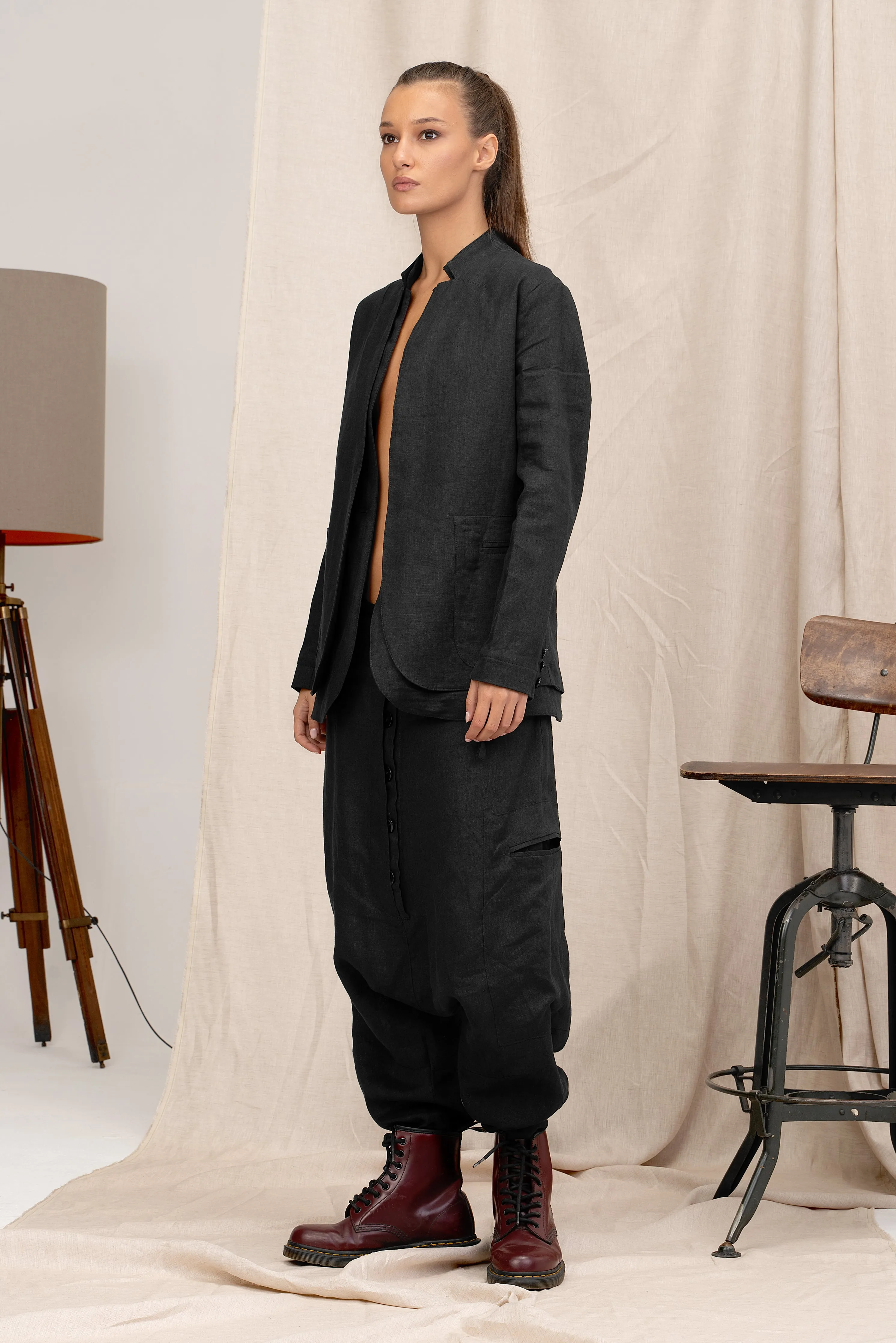 Extravagant Linen Blazer with Double Lapels