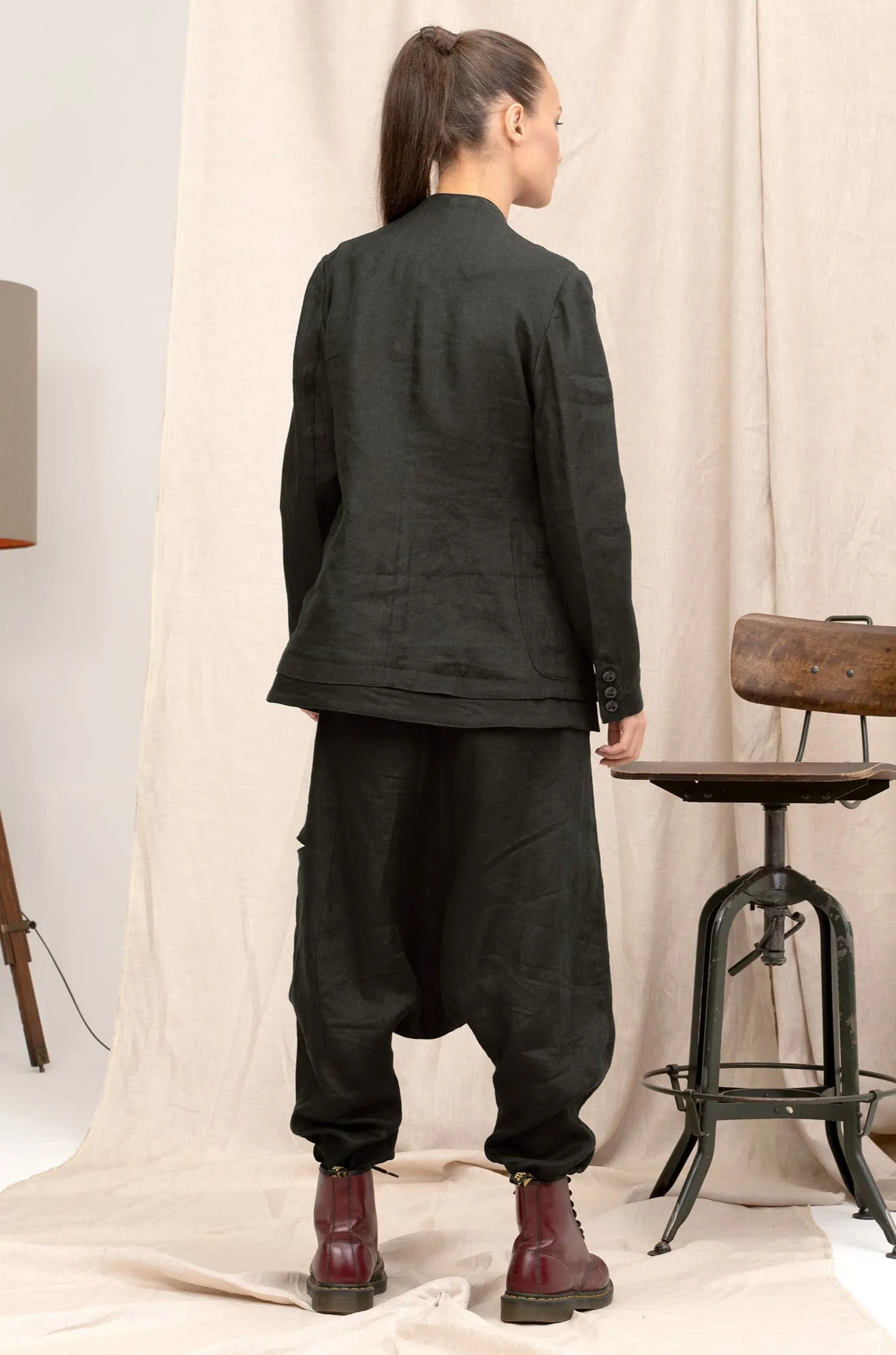 Extravagant Linen Blazer with Double Lapels