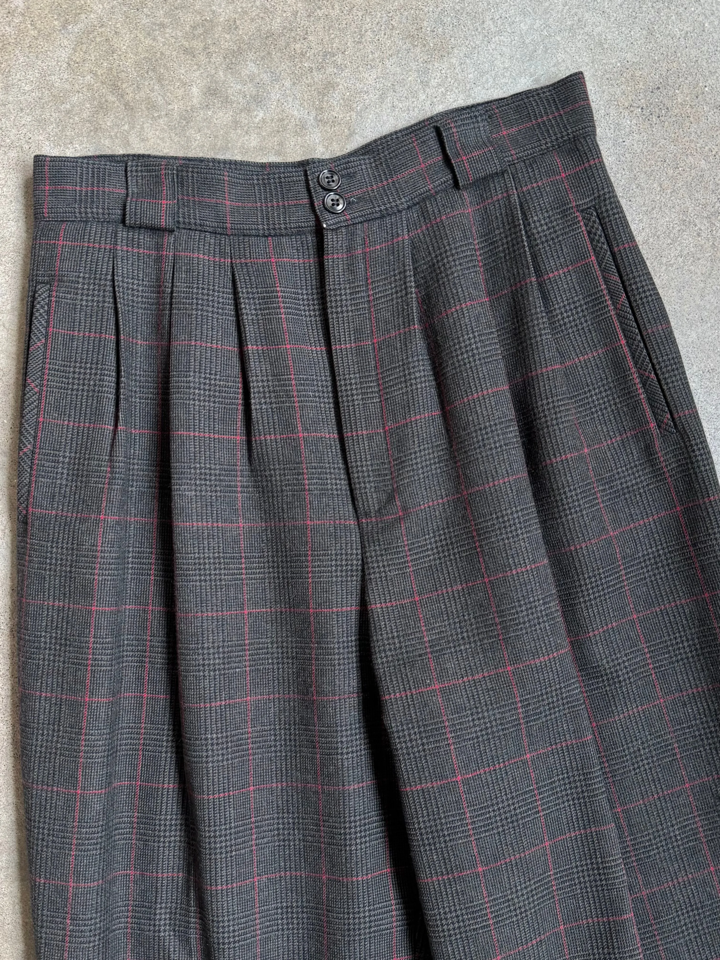 Vintage Collectible Gold Giorgio Sant’Angelo Charcoal Plaid Pleated Trousers (W29”)